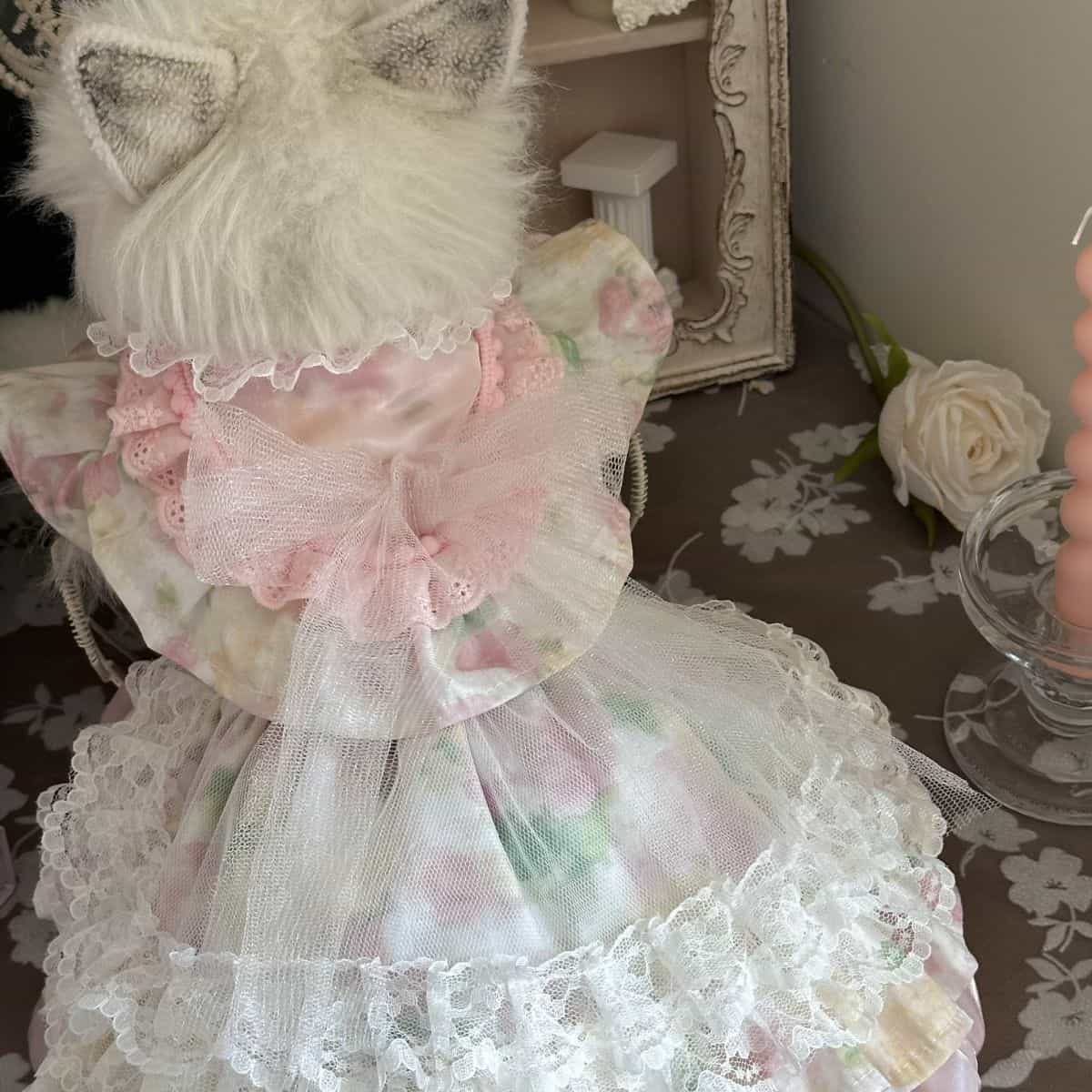 Customizable Floral Pet Dress with Ruffled Hem and Elegant Collar