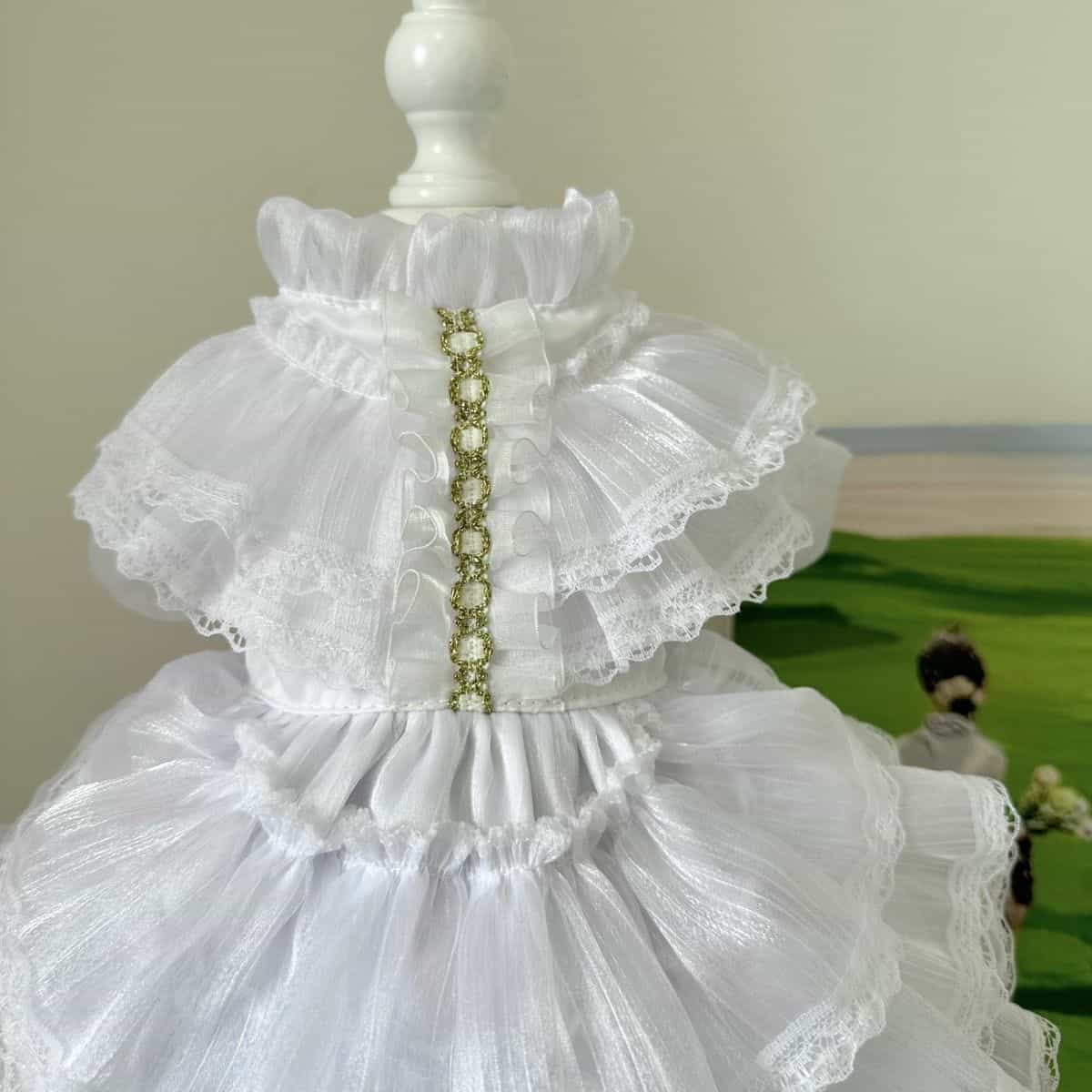 Customizable Elegant Pet Dress in Classic White with Ruffled Layers and Pearl Accents