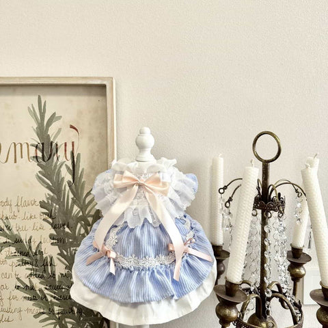 Personalisierbares blau gestreiftes Haustierkleid – mit Rüschen & Banddetails