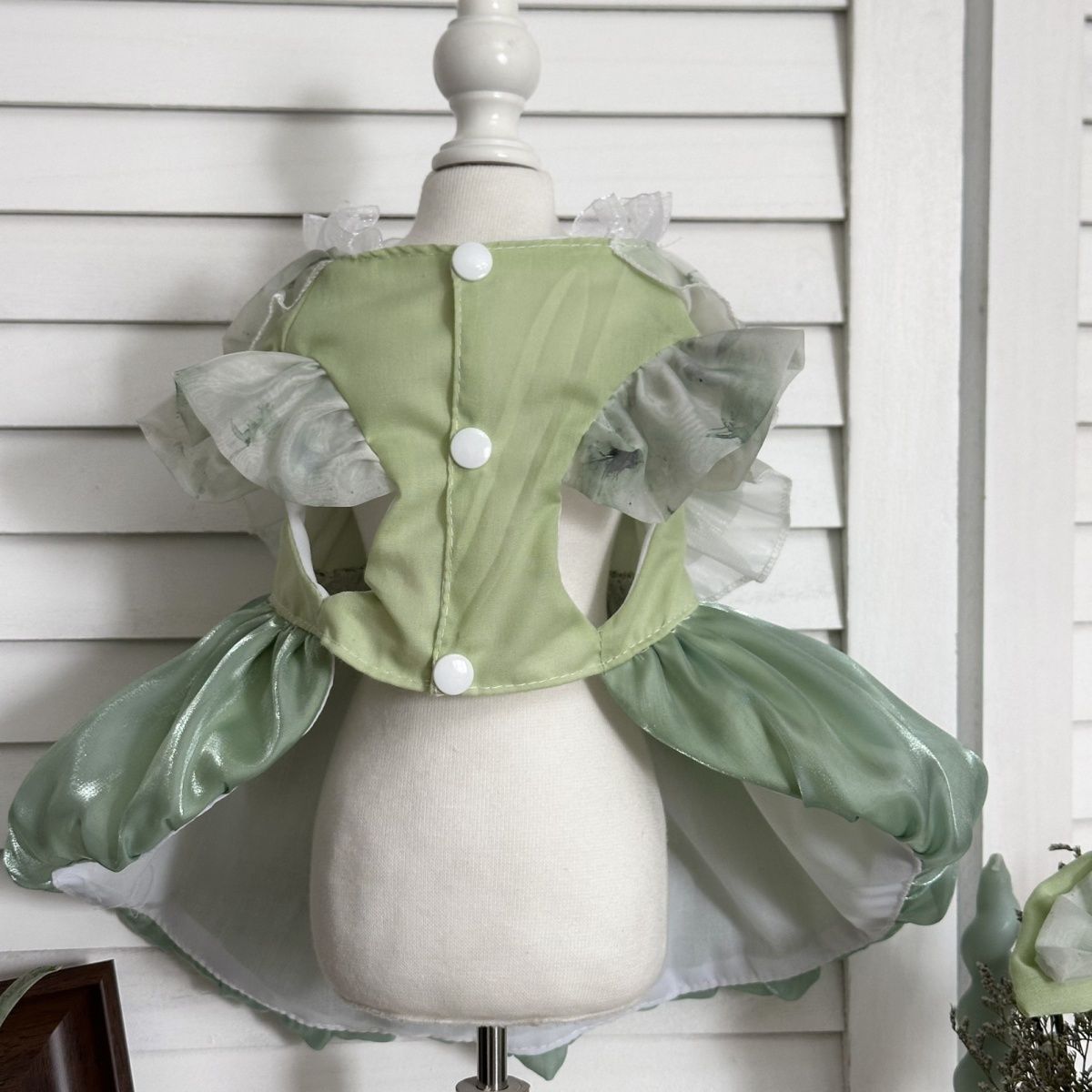 Customizable Mint Green Pet Dress with Ruffled Collar and Pearl Accents